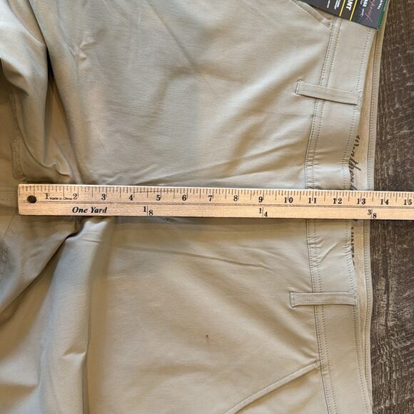 NWT Weatherproof Vintage Men's Tech Pant Tan Size 38x32 - Picture 5 of 9